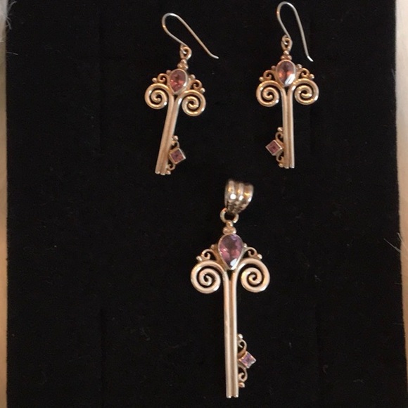 Jewelry - SOLD WITH $25 COUPON